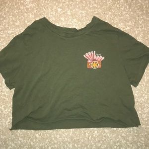 Old Navy cropped Tshirt